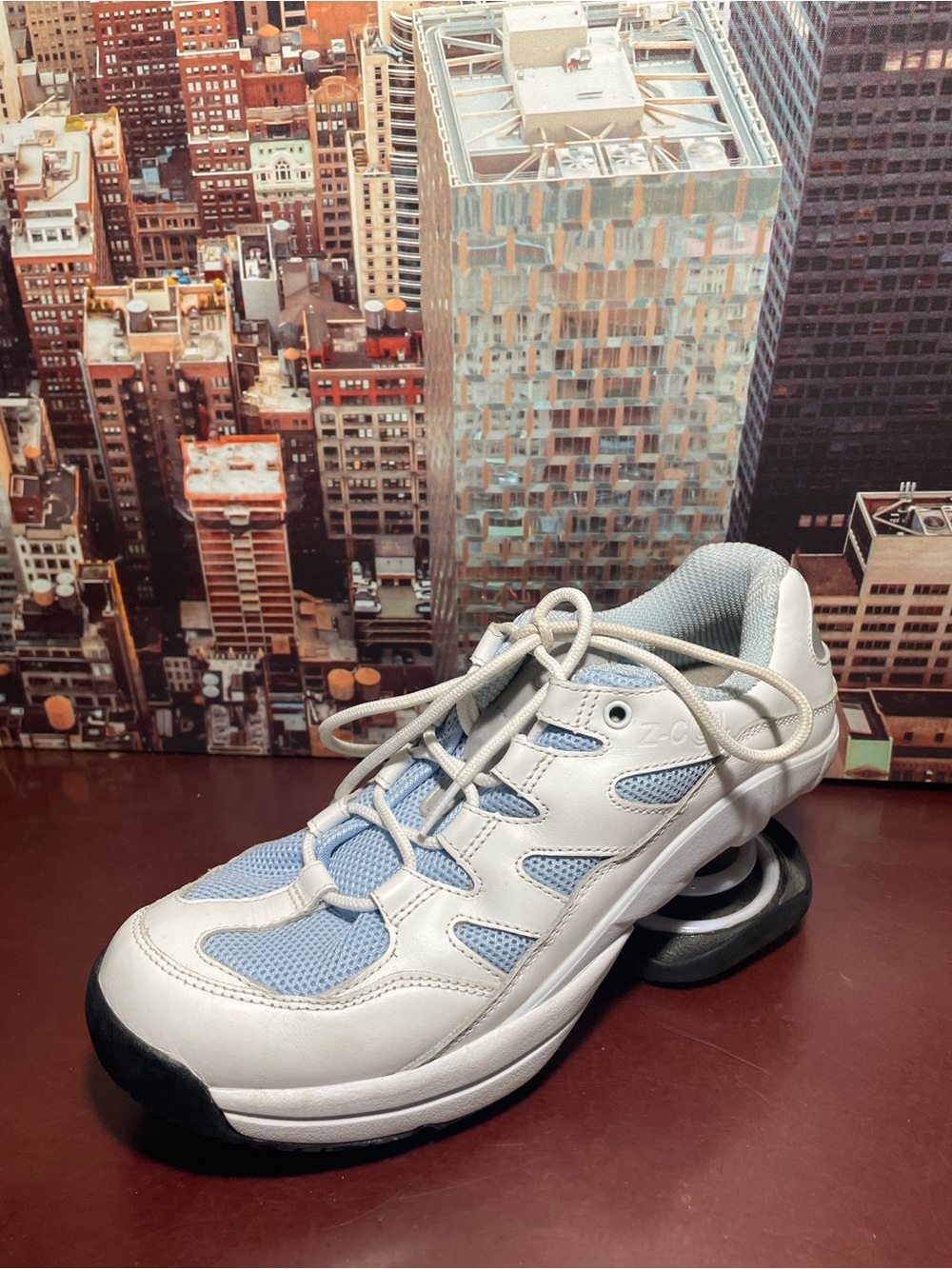 Z-Coil Legend Womens Size 9 Pain Relief Spring Heel Comfort Walking
White Shoes